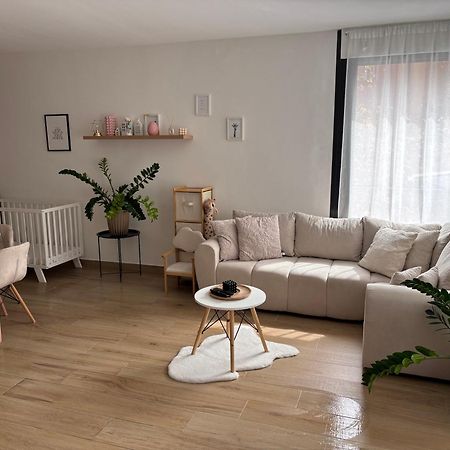 Modern Lux Home Szeged Luaran gambar